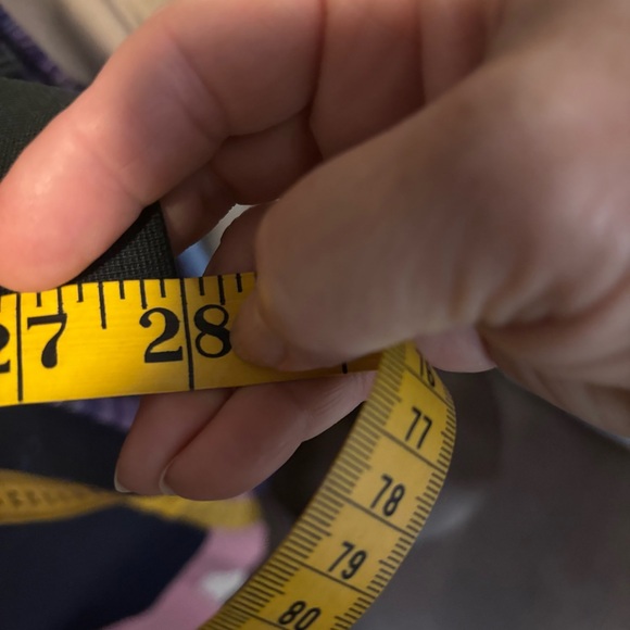 Nike Men’s Black Jogger Pants with embroidered Logo - Picture 8 of 8